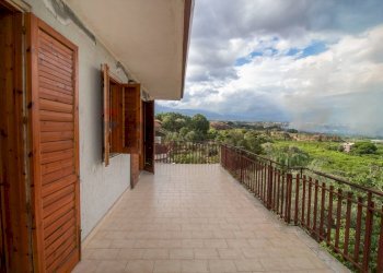 Balcone - Appartamento Via Vampolieri
 
8, Aci Catena - foto 3