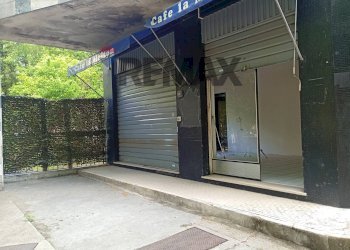 Terrazza - Shop Viale Gobio
 
5, Mantova - photo 1