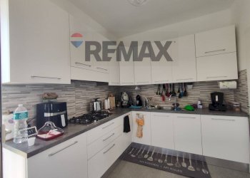 Cucina - Appartamento Corso Vittorio Emanuele
 
769, Floridia - foto 7