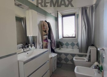 Bagno - Appartamento Corso Vittorio Emanuele
 
769, Floridia - foto 15