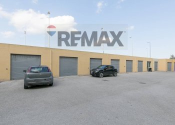 Edificio all\'aperto - Appartamento Corso Vittorio Emanuele
 
769, Floridia - foto 29