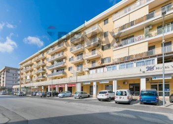 Edificio all\'aperto - Apartment Corso Vittorio Emanuele
 
769, Floridia - photo 30