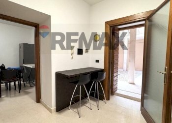 Hall / corridoio - Quadrilocale Via Crispomonti
 
29, L'Aquila - foto 6