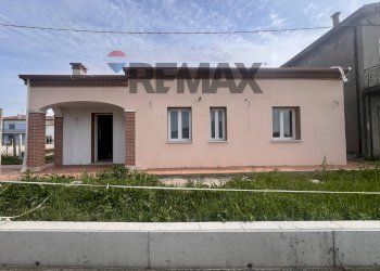 Casa all\'aperto - Trilocale Via San Nicolo
 
snc, Castagnaro - foto 1