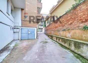 Ingresso garage - Box Viale Nettuno
 
13, Francavilla al Mare - foto 5