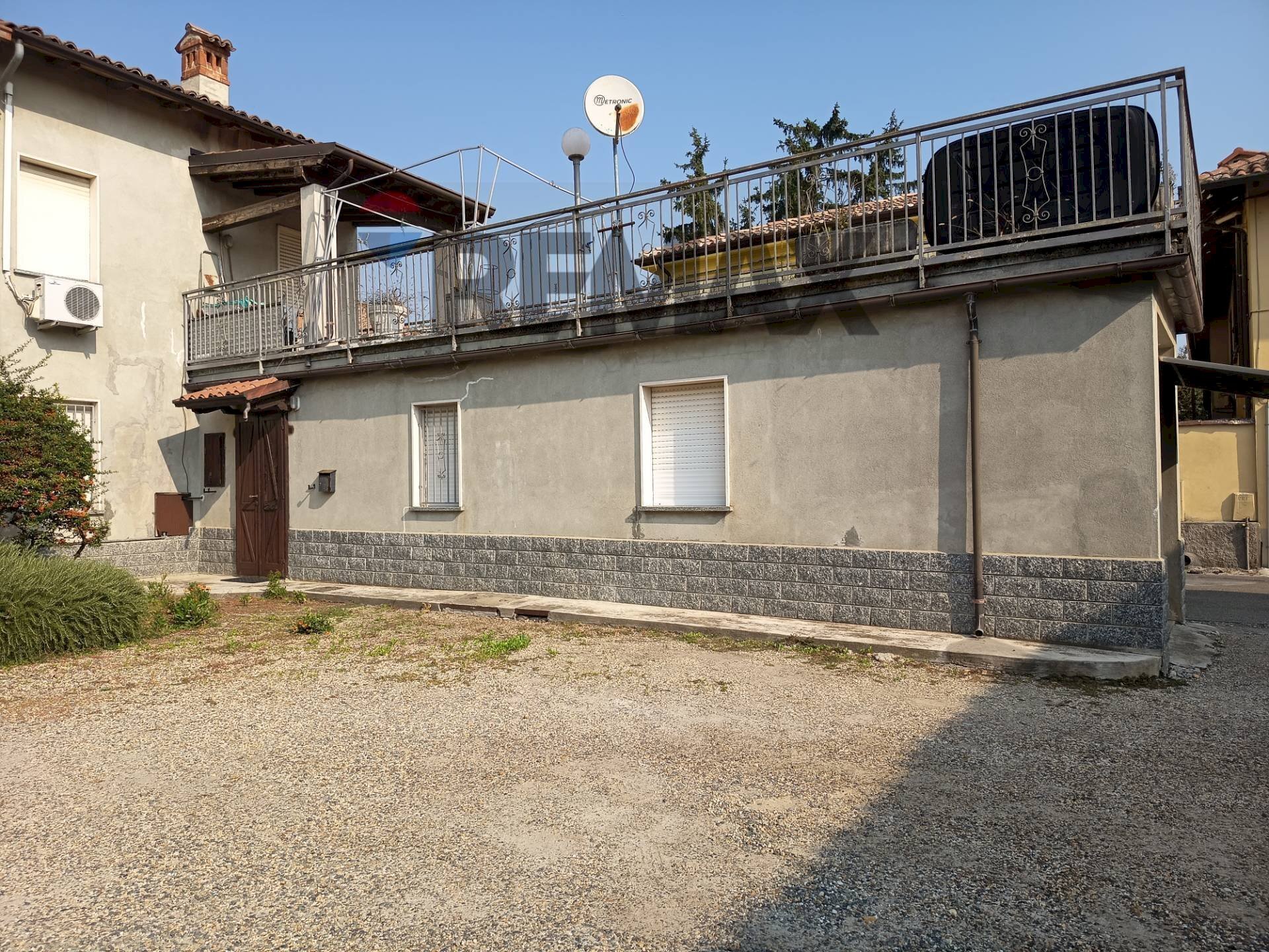 Casa all\'aperto - Four-room apartment Via Prevostina
 
14, Bastida Pancarana - photo 1