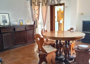 Sala da pranzo - Four-room apartment Via Prevostina
 
14, Bastida Pancarana - photo 7