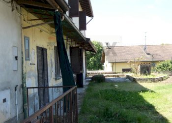 ESTERNO STABILE - Casa semi indipendente Via Cav. Robecchi
 
50, Zeme - foto 5