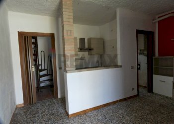 SOGGIORNO-CUCINA - Casa semi indipendente Via Cav. Robecchi
 
50, Zeme - foto 18