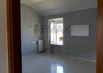 Stanza vuota - Casa semi indipendente Via Cav. Robecchi
 
50, Zeme - foto 24