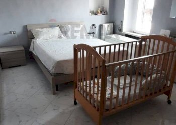 CAMERA MATRIMONIALE - Casa semi indipendente Via Cav. Robecchi
 
50, Zeme - foto 34