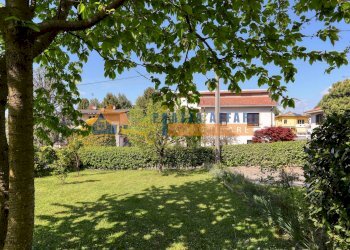 Foto 42 - Villa via Bregana
 
12, Solbiate Arno - foto 42