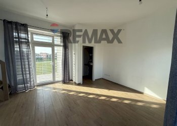 Stanza vuota - Locale Commerciale Via Coni Zugna, Fiumicino - foto 7