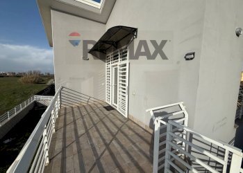 Balcone - Locale Commerciale Via Coni Zugna, Fiumicino - foto 13