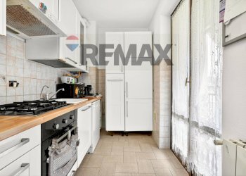 Cucina - Trilocale piazza matteotti
 
7, Lonate Ceppino - foto 7