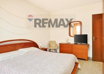 Camera / camera da letto - Trilocale piazza matteotti
 
7, Lonate Ceppino - foto 12