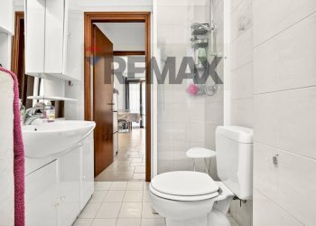 Bagno - Trilocale piazza matteotti
 
7, Lonate Ceppino - foto 15