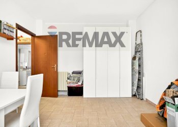 Sala da pranzo - Trilocale piazza matteotti
 
7, Lonate Ceppino - foto 17