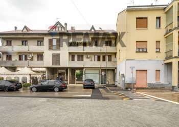 Edificio all\'aperto - Trilocale piazza matteotti
 
7, Lonate Ceppino - foto 22