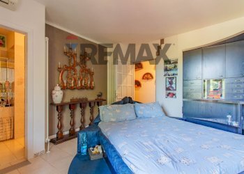 Camera / camera da letto - Laboratory VIA DELL'ARTIGIANATO
 
20, Ferno - photo 31