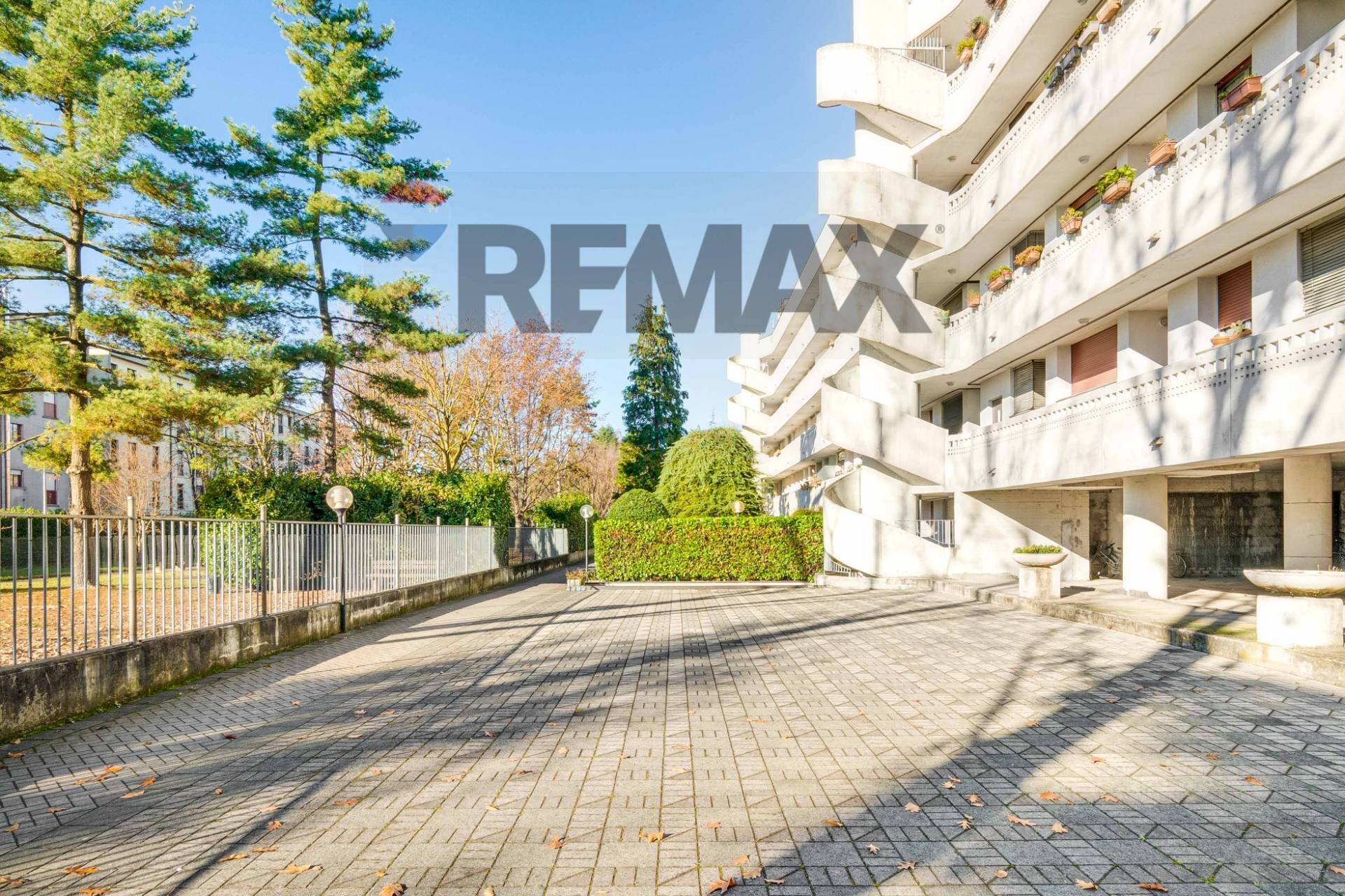 Edificio all\'aperto - Trilocale Via Redaelli
 
3, Busto Arsizio - foto 1