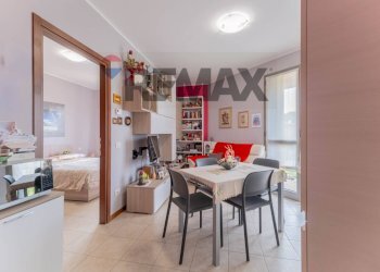 Sala da pranzo - Bilocale via de amicis
 
43a, Cairate - foto 4