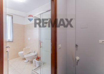 Bagno - Bilocale via de amicis
 
43a, Cairate - foto 18