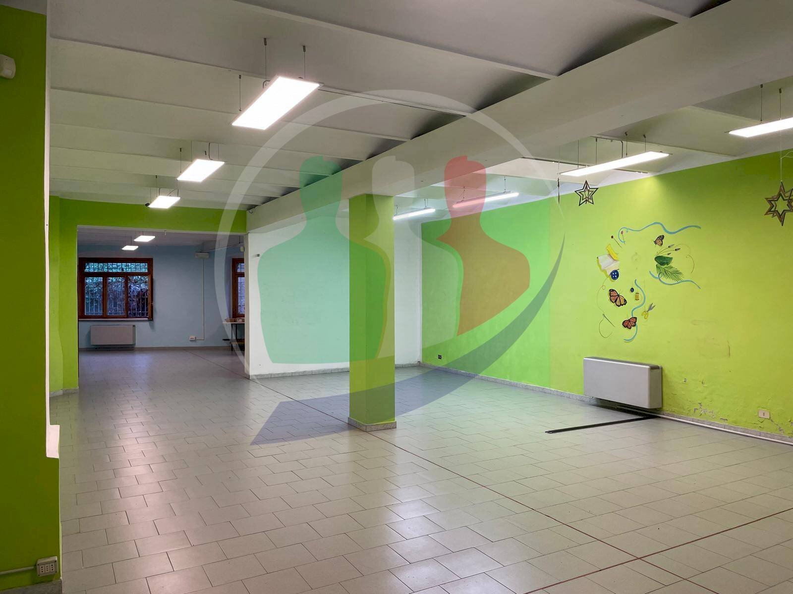 Foto 1 - Locale Commerciale VIA MARCONI
 
43, Vinovo - foto 1