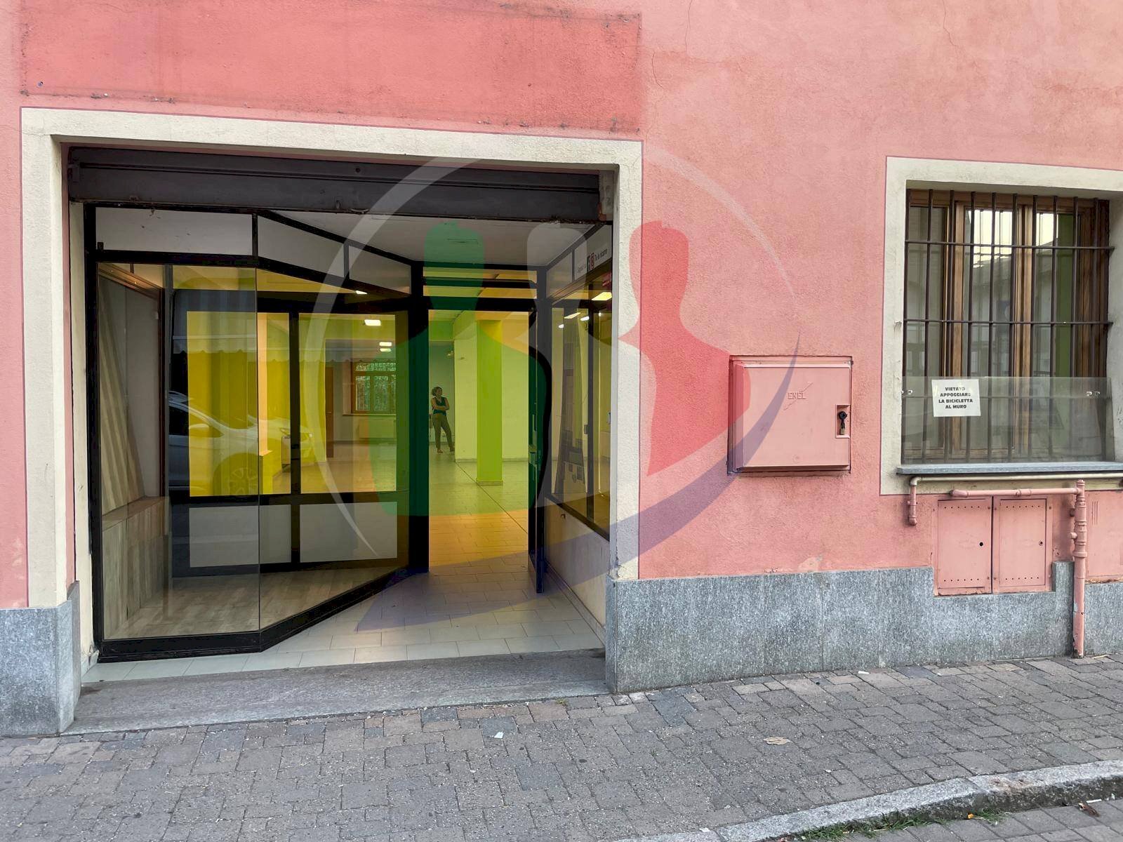 Foto 2 - Locale Commerciale VIA MARCONI
 
43, Vinovo - foto 2