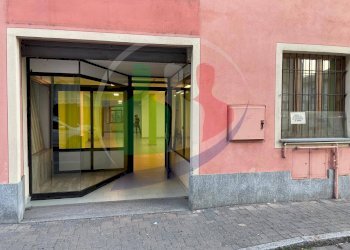 Foto 2 - Locale Commerciale VIA MARCONI
 
43, Vinovo - foto 2