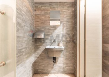 Bagno - Commercial Activity Via Milano
1, Pozzuolo Martesana - photo 30