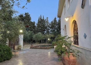 Terrazza - Villa contrada bosco falconeria
 
snc, Partinico - foto 1