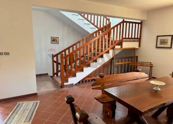 Scale - Villa contrada bosco falconeria
 
snc, Partinico - foto 14