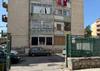 Edificio all\'aperto - Trilocale Via Salvatore Lo Bianco
 
1, Palermo - foto 15