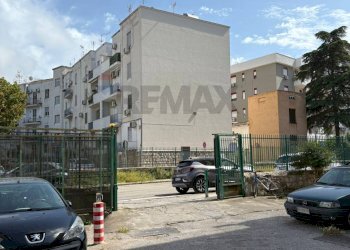 Edificio all\'aperto - Trilocale Via Salvatore Lo Bianco
 
1, Palermo - foto 17