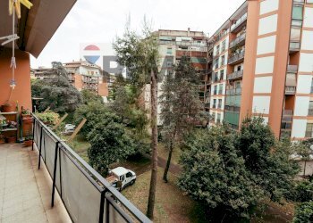 Balcone - Two-room apartment Via Monte Cervialto
 
82, Roma - photo 15