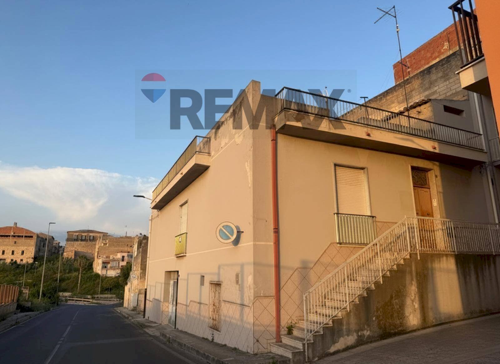 Edificio all\'aperto - Independent house Via Tasso
 
52, Comiso - photo 3