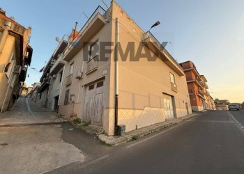 Edificio all\'aperto - Independent house Via Tasso
 
52, Comiso - photo 1