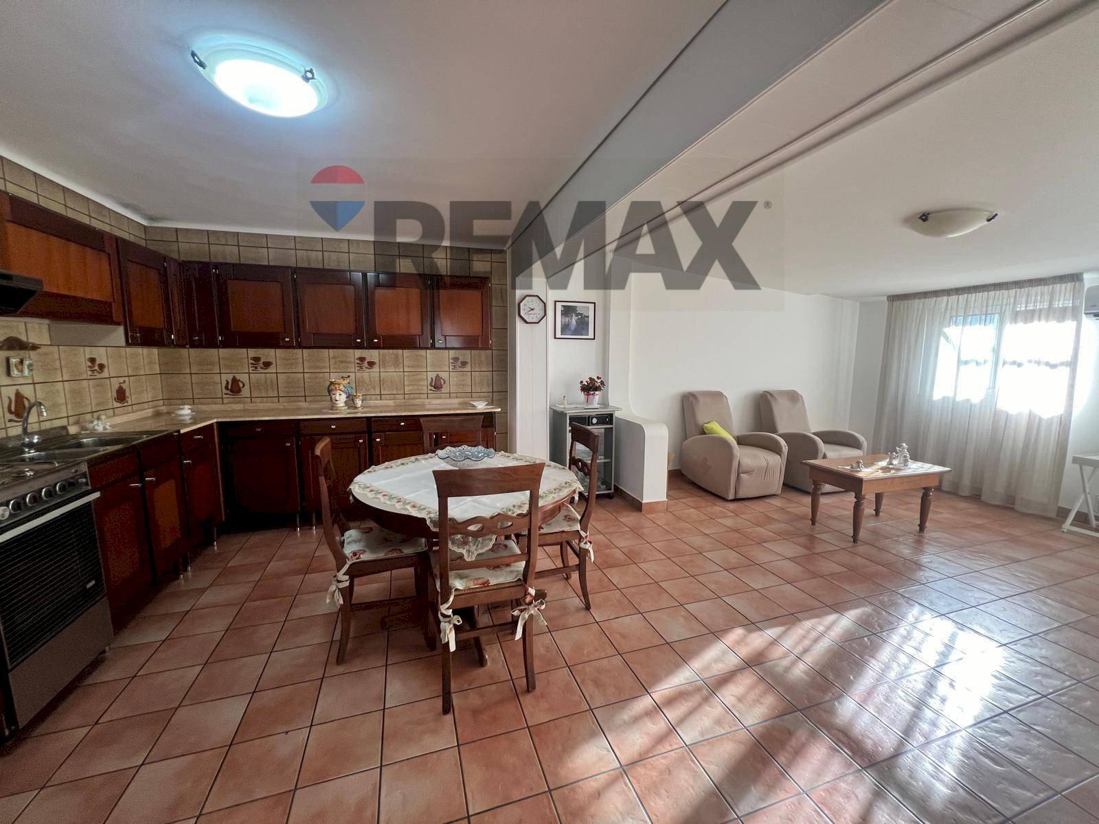 Sala da pranzo - Casa indipendente via delle Betulle
 
88, Ragusa - foto 1