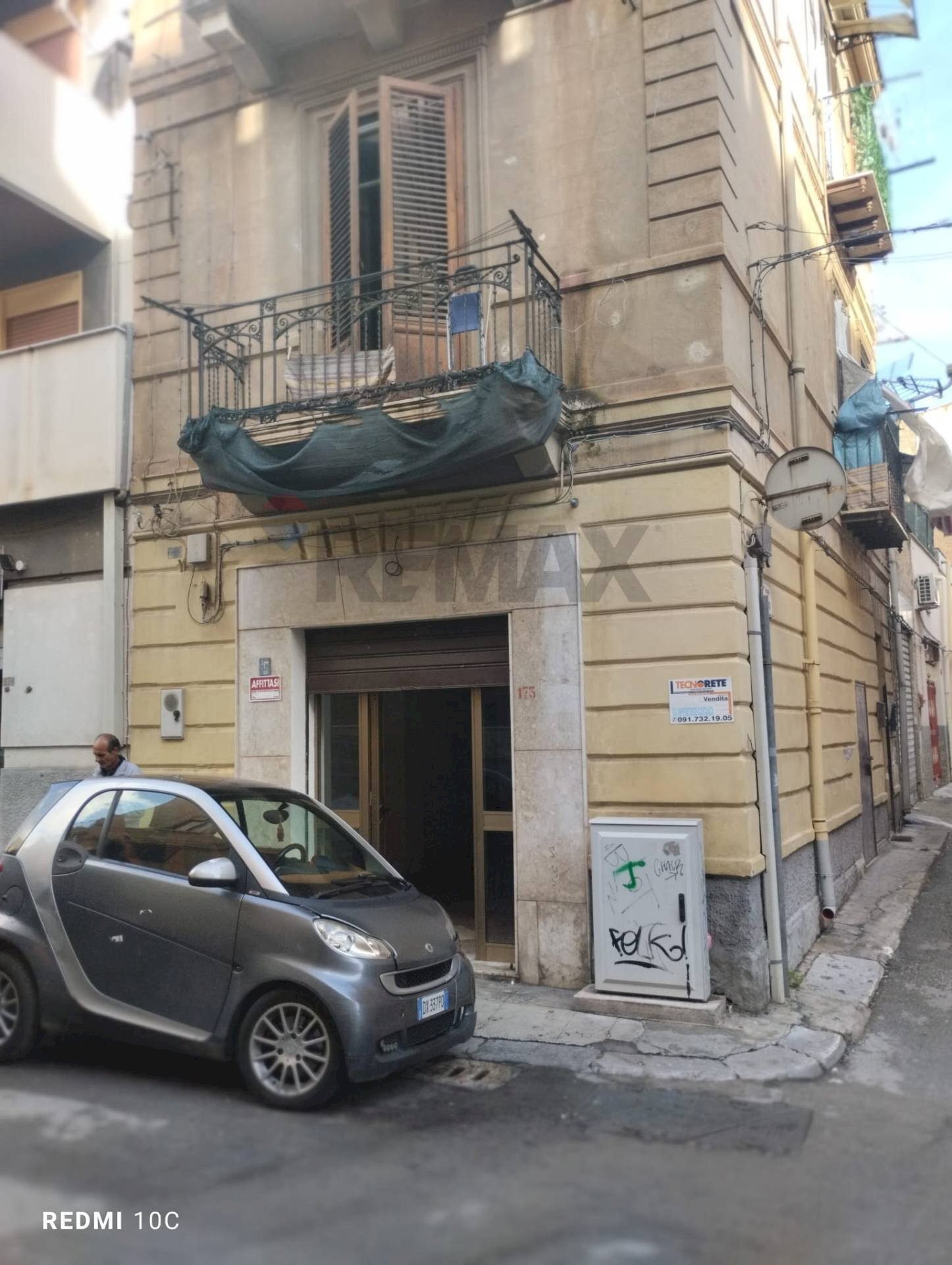 Edificio all\'aperto - Locale Commerciale via Dossuna
 
173, Palermo - foto 1