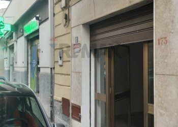 Edificio all\'aperto - Locale Commerciale via Dossuna
 
173, Palermo - foto 2