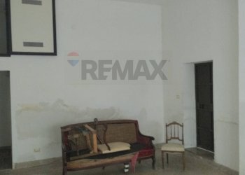 Soggiorno - Locale Commerciale via Dossuna
 
173, Palermo - foto 6