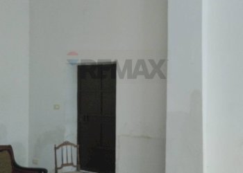 Soggiorno - Locale Commerciale via Dossuna
 
173, Palermo - foto 7