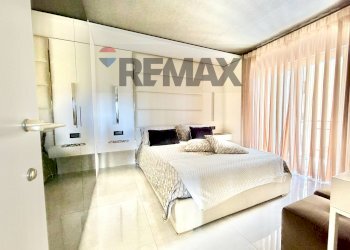 Camera / camera da letto - Trilocale FRANCESCO CRISPI
 
10, Mugnano di Napoli - foto 32