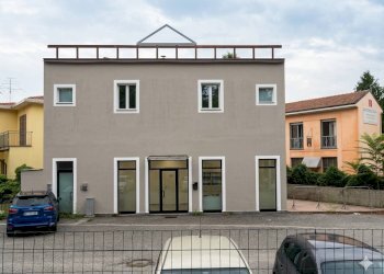 Foto 2 - Ufficio viale borri
 
30, Busto Arsizio - foto 2