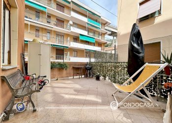 Foto 29 - Trilocale Via Montegrappa
 
34, Varazze - foto 29