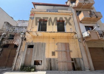 Edificio all\'aperto - Independent house Via Archimede
 
132, Terrasini - photo 1