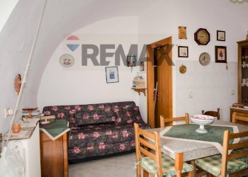 Sala da pranzo - Independent house Via Proserpina
 
3, Enna - photo 1