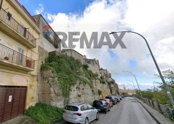 Edificio all\'aperto - Independent house Via Proserpina
 
3, Enna - photo 14