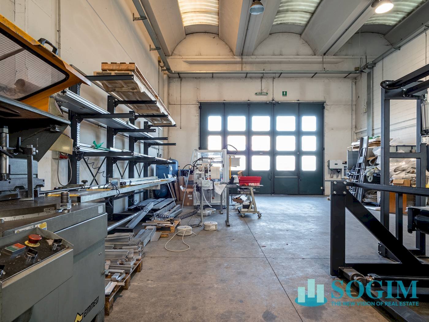 Foto 2 - Capannone via tevere, Fino Mornasco - foto 2